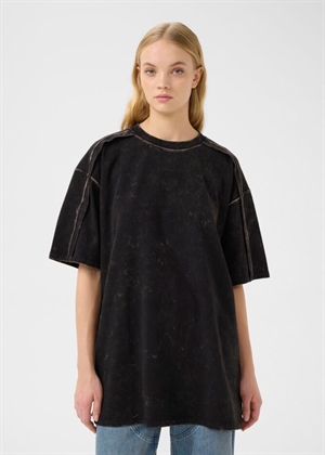 Neia tee Black Brown Wash Gestuz 